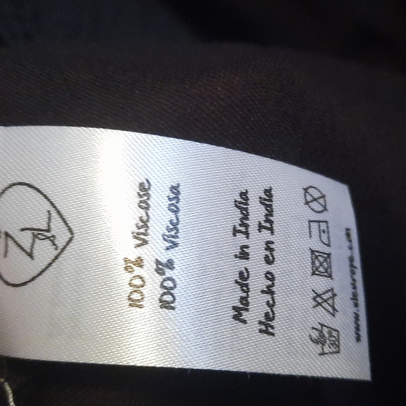 Ladies top - Picture 8 of 9